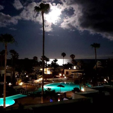 דירות קוסטה טגוויסה Luxury Ocean View Playa Roca מראה חיצוני תמונה