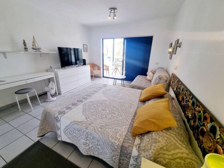 דירות קוסטה טגוויסה Luxury Ocean View Playa Roca מראה חיצוני תמונה