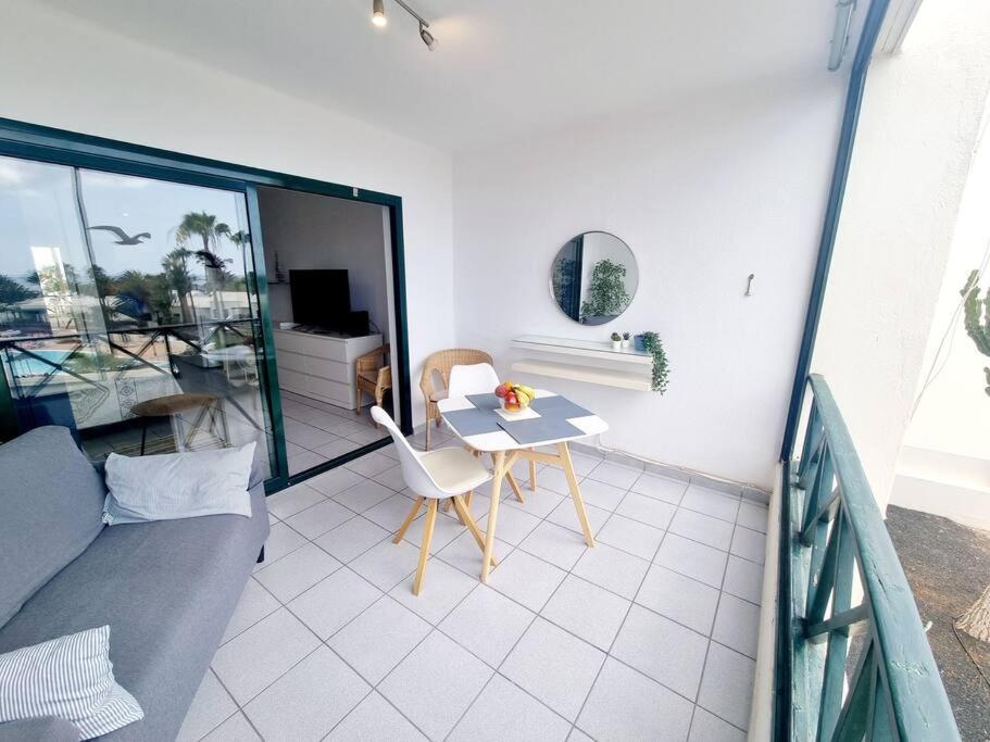 דירות קוסטה טגוויסה Luxury Ocean View Playa Roca מראה חיצוני תמונה