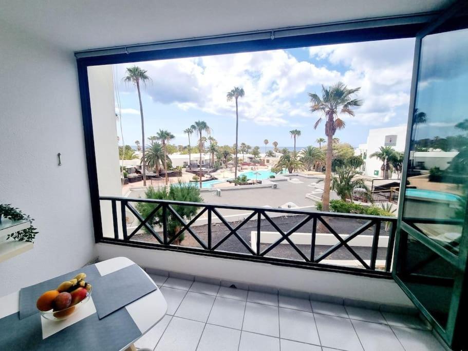 דירות קוסטה טגוויסה Luxury Ocean View Playa Roca מראה חיצוני תמונה