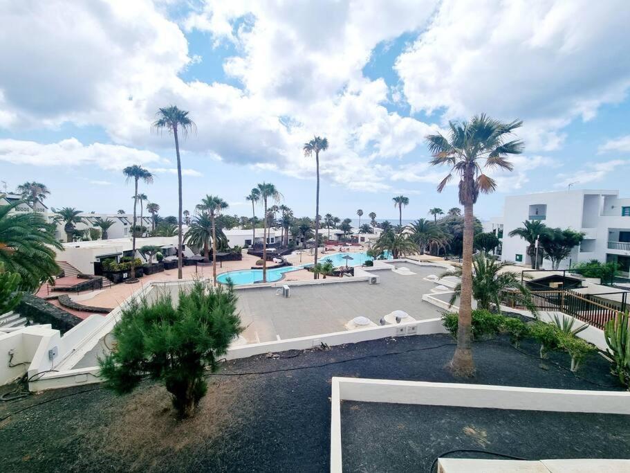 דירות קוסטה טגוויסה Luxury Ocean View Playa Roca מראה חיצוני תמונה
